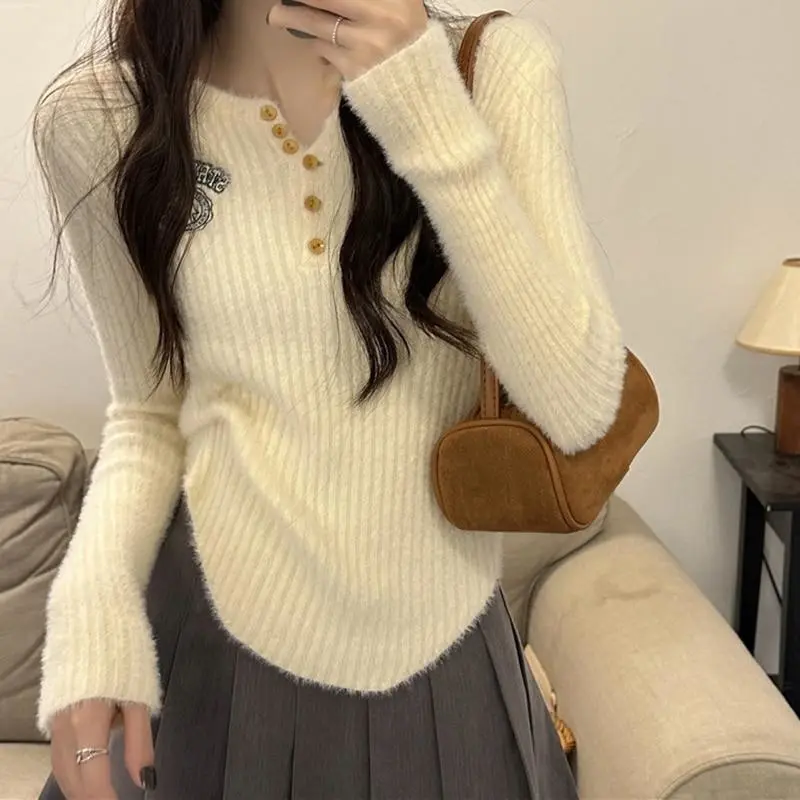 Women Mimetic Mink Sweater V-Neck Letter Embroidery Knitted Sweater Long Sleeved Autumn Slim Pullovers Irregular Jumpers