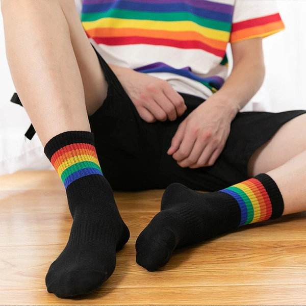 1Pair Fashion Men's socks Cotton Rainbow Stripes Gift Classic Warm Casual Tide Harajuku Funny Cute Pop Korean Socks