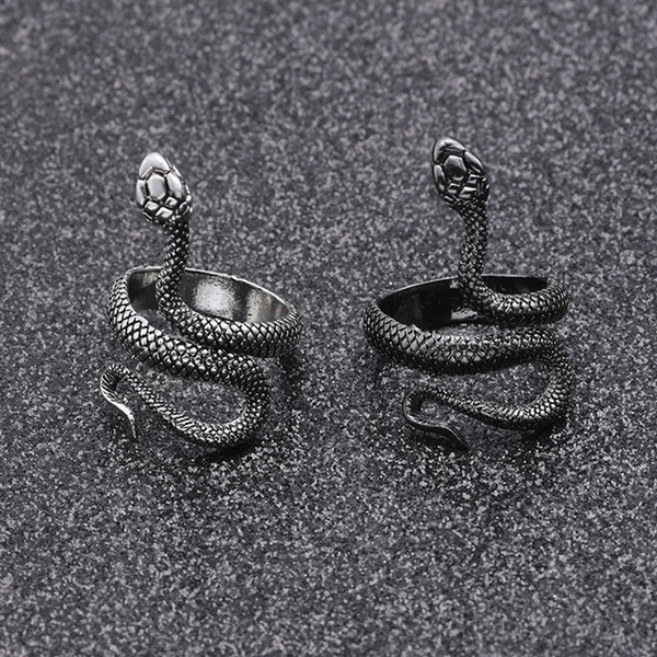 Exaggerated Snake Ring Animal Style Silver and Black Adjustable Winding Rings for Women Men Alloy Jewelry Gifts