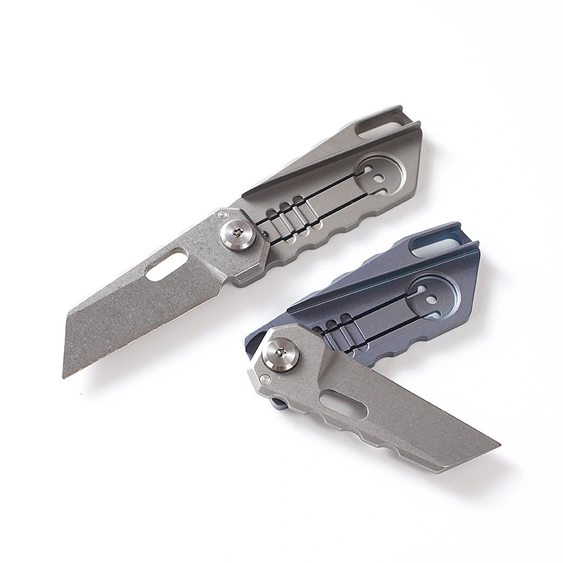 Titanium Alloy Outdoor Mini Folding Keychain Knife