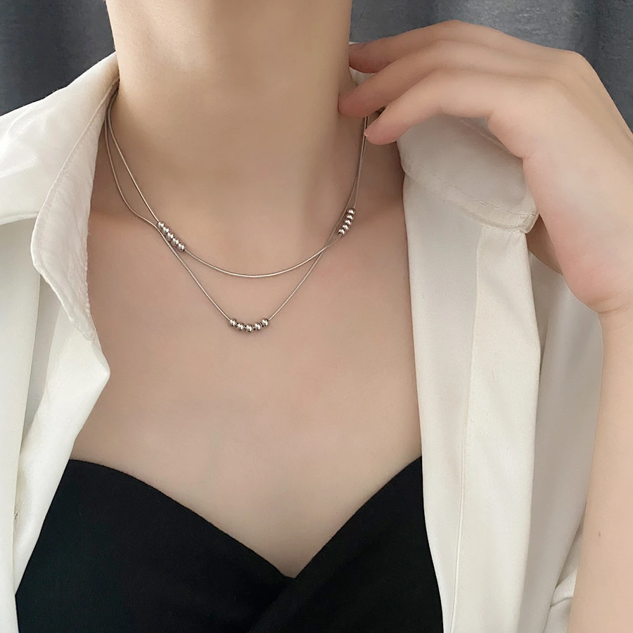 Simple Titanium Steel Vintage Beads High-grade Design Sense 18K Gold Trendy Clavicle Chain Decorative