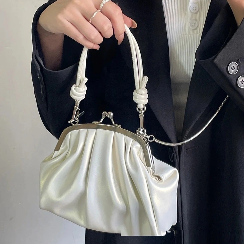 Casual Fashion Cloud Portable Cute Pleated Clip Bag