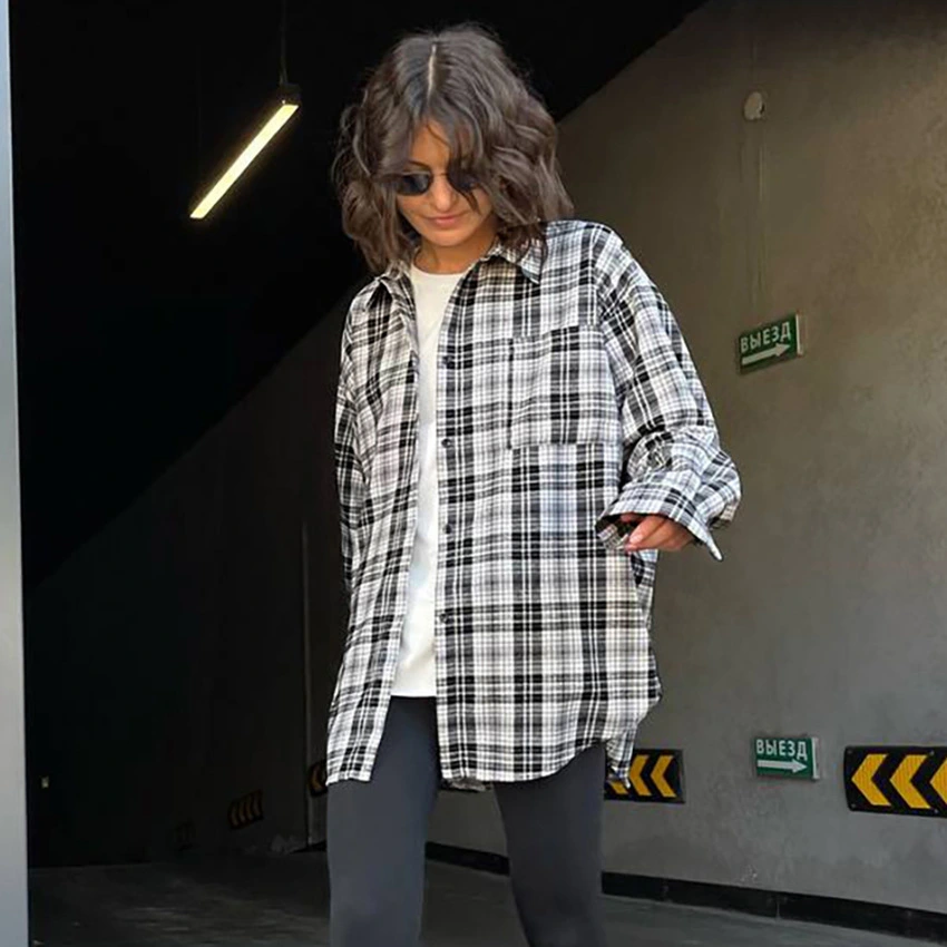Women's Fashion Casual Plaid Shirt Pocket Lapels Long Sleeve
