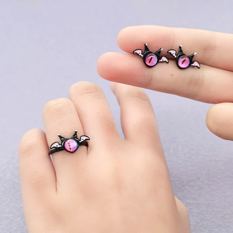 Cute Bat Ring Female Niche Design