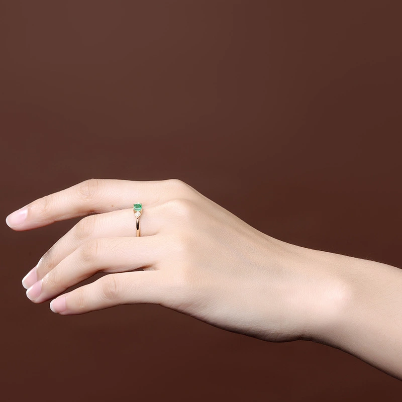 18K Gold Simulation Square Emerald Ring
