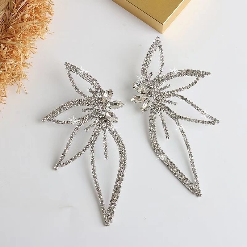 Geometric Flower Earrings for Women Exaggerated Crystal Wedding Accessories Bling Rhinestone Pendants Gift