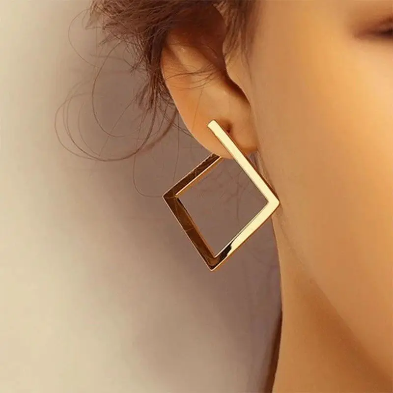 Luxury Simple Stud Earrings For Women 2022 Girls Geometric Diamond Ear Rings Female Gold Brincos Fashion Jewelry Accessories New