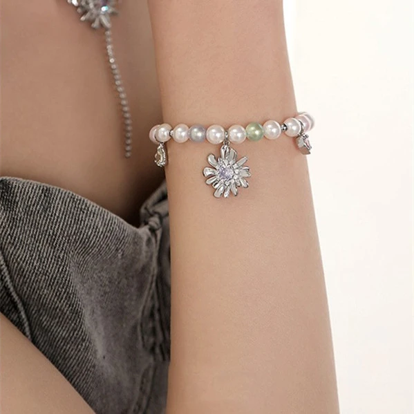 Women's Colorful Pearl Flower Bracelet