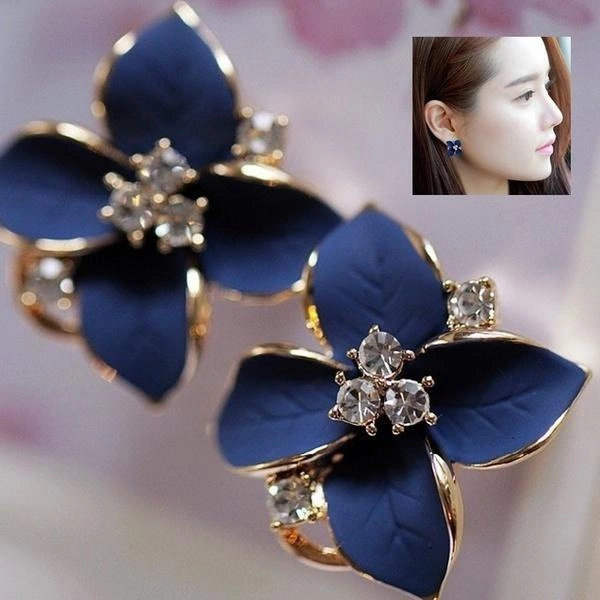 High Quality New Fashion Plated Clover Flower Shaped Rhinestone Stud Earrings for Women Ladies Girls Jewelry