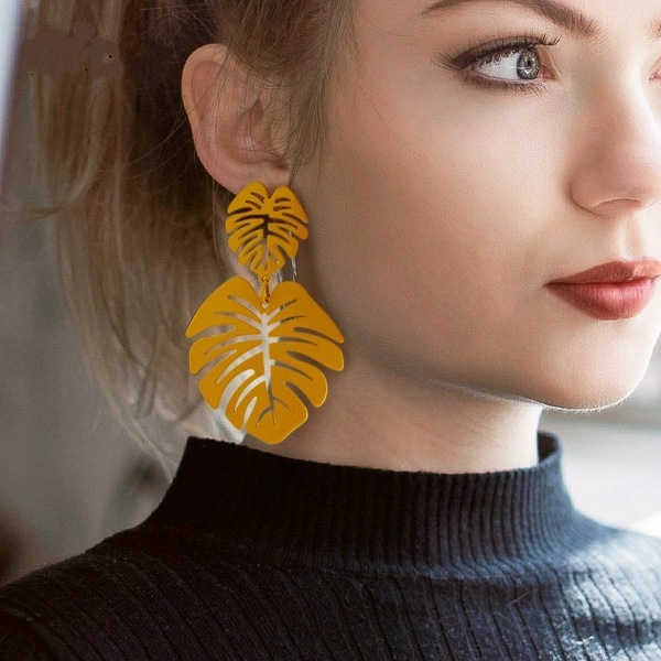 Statement Big Leaf Drop Earrings for Women Fashion Vintage Geometric Yellow Green Long Hollow Metal Earring Jewelry