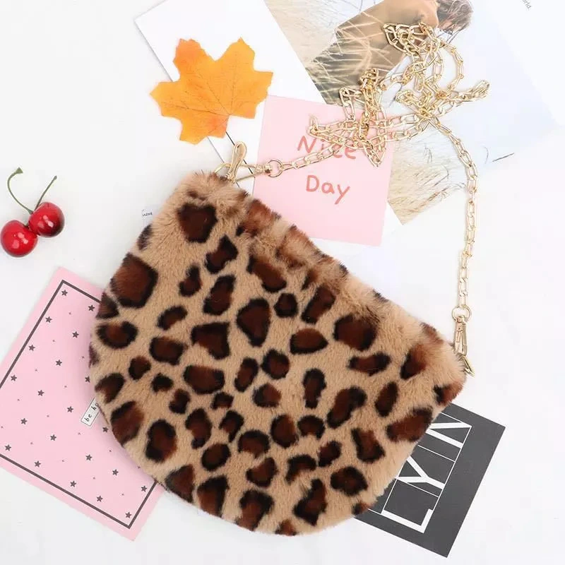 Women's Fashion Simple Artificial Wool Chain Bag