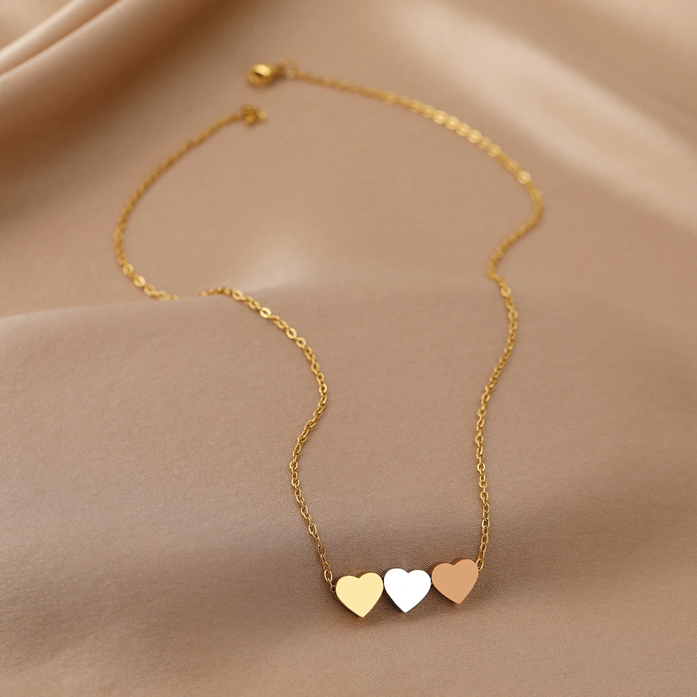 Titanium Steel Simple Heart Clavicle Chain