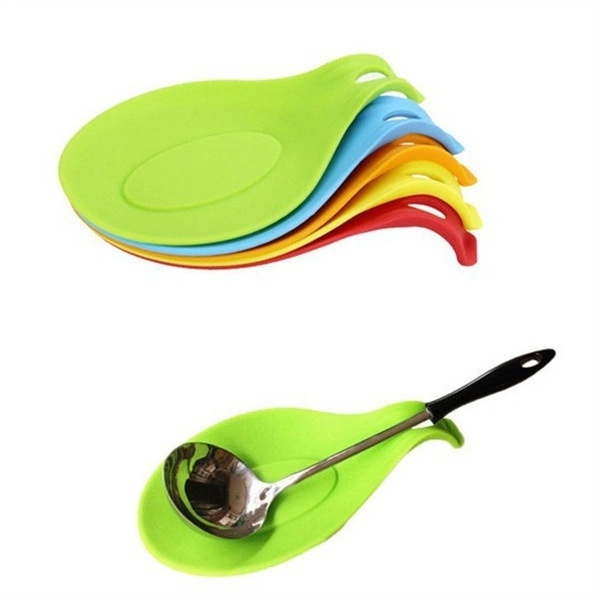 Fashion Heat-resistant Spoon Pad Silicone Fork Spoon Mat Kitchen Tool