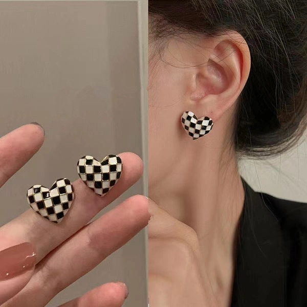 Enamel Checkerboard Love Heart Stud Earrings For Girl Earrings Jewelry