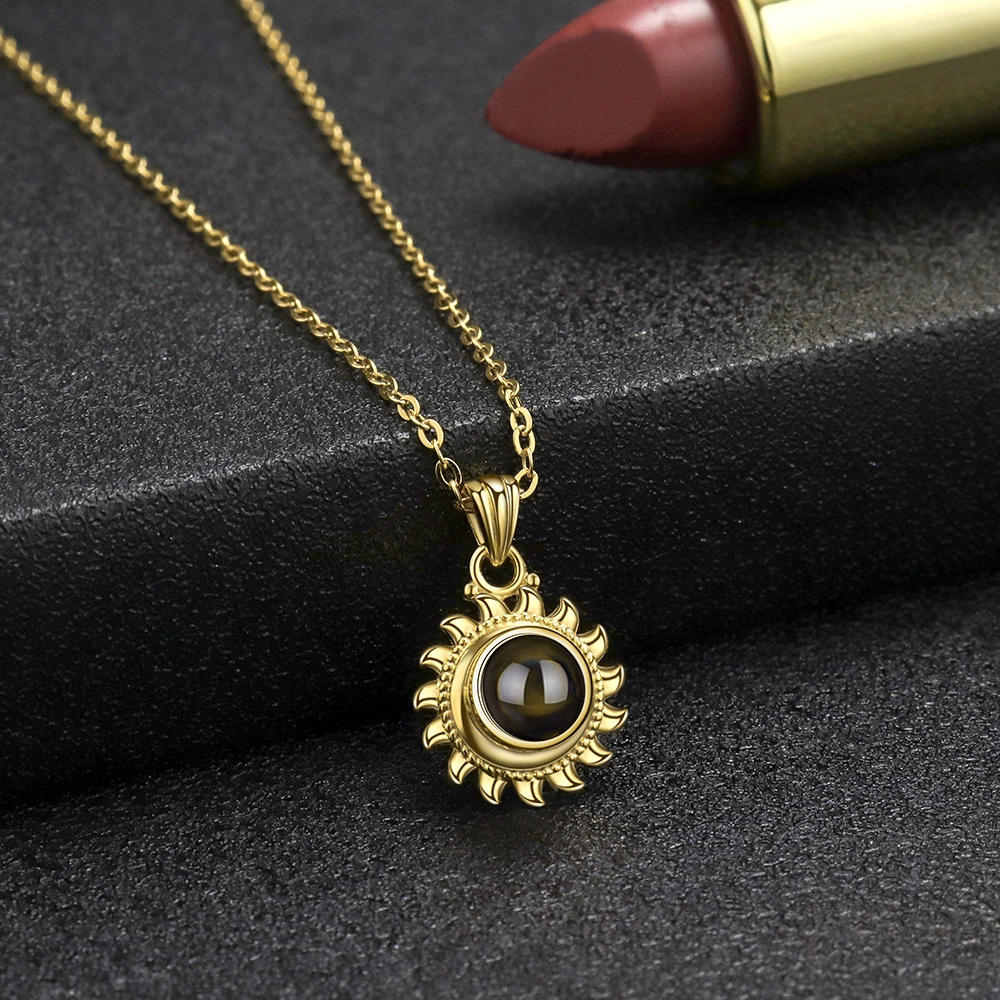 Language SUNFLOWER Projection Necklace