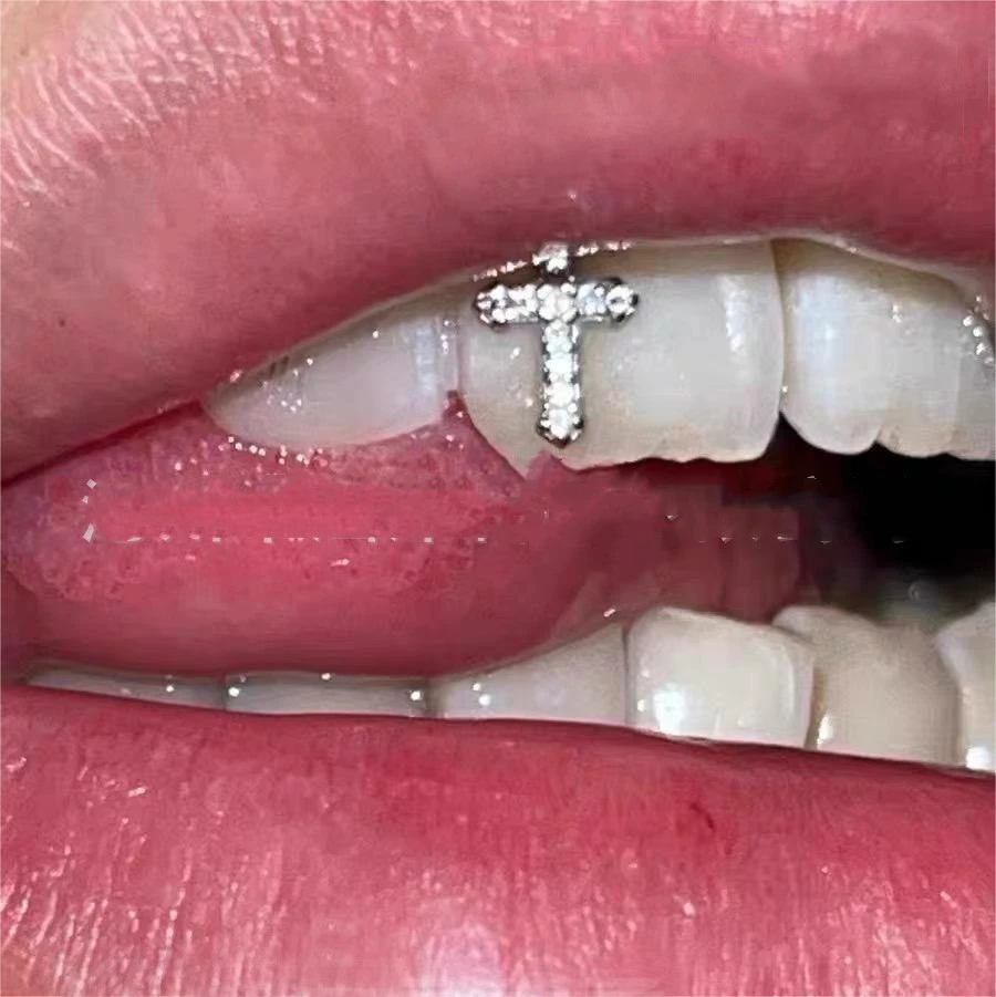 Retro Tooth-decoration Rhinestone Metal Cross