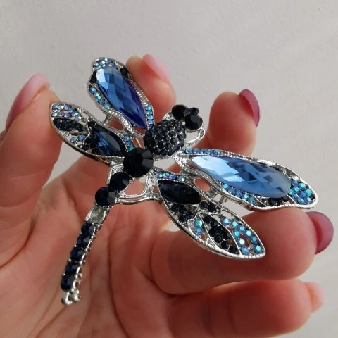 Fashion Crystal Vintage Dragonfly Brooches for Women Large Insect Brooch Pins Dress Coat Accessories Cute Jewelry Gifts