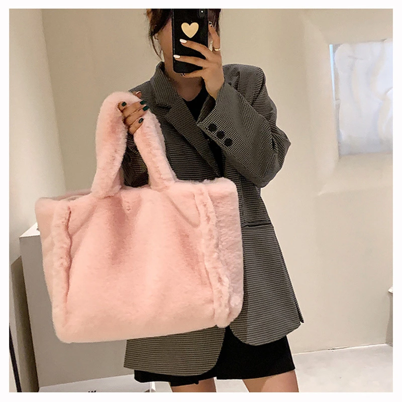 Winter Women's Fashion Large Capacity Plush Hand-carrying Bag