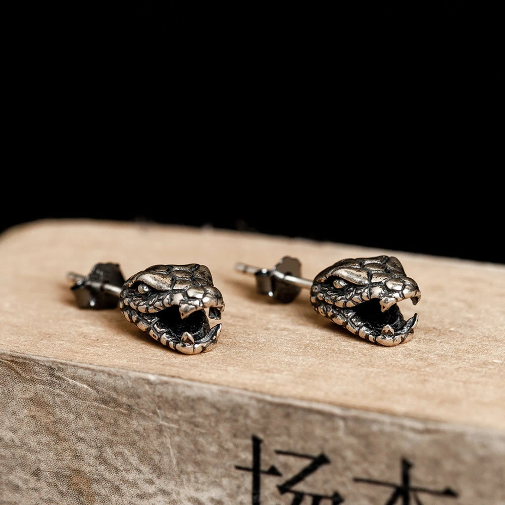 Retro Ancient Silver Three-dimensional Stud Earrings