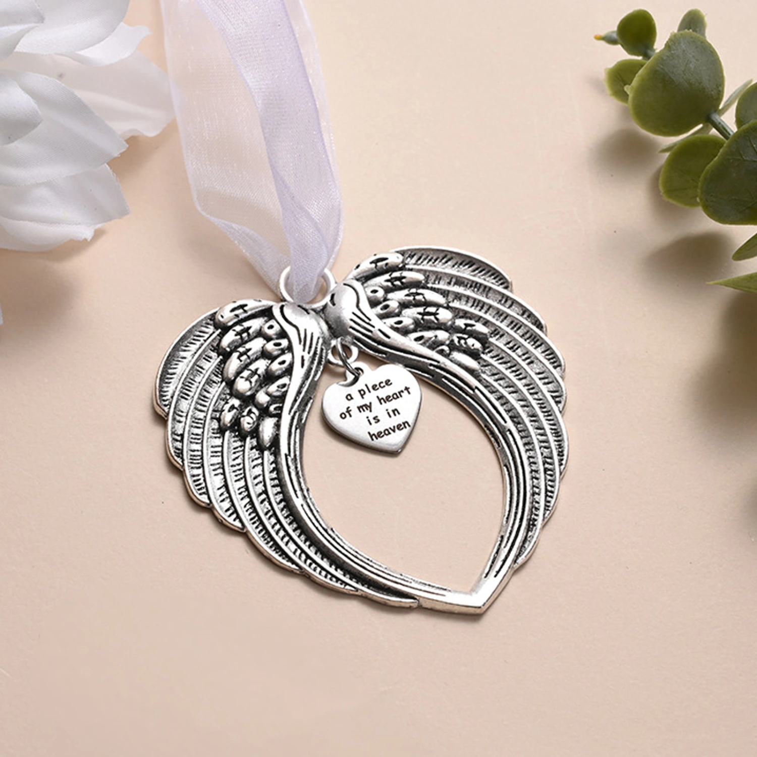 Christmas Loved One in Heaven Angel Wings Memorial Ornament with Lanyard Christmas Tree Hanging Pendant Sympathy Gift