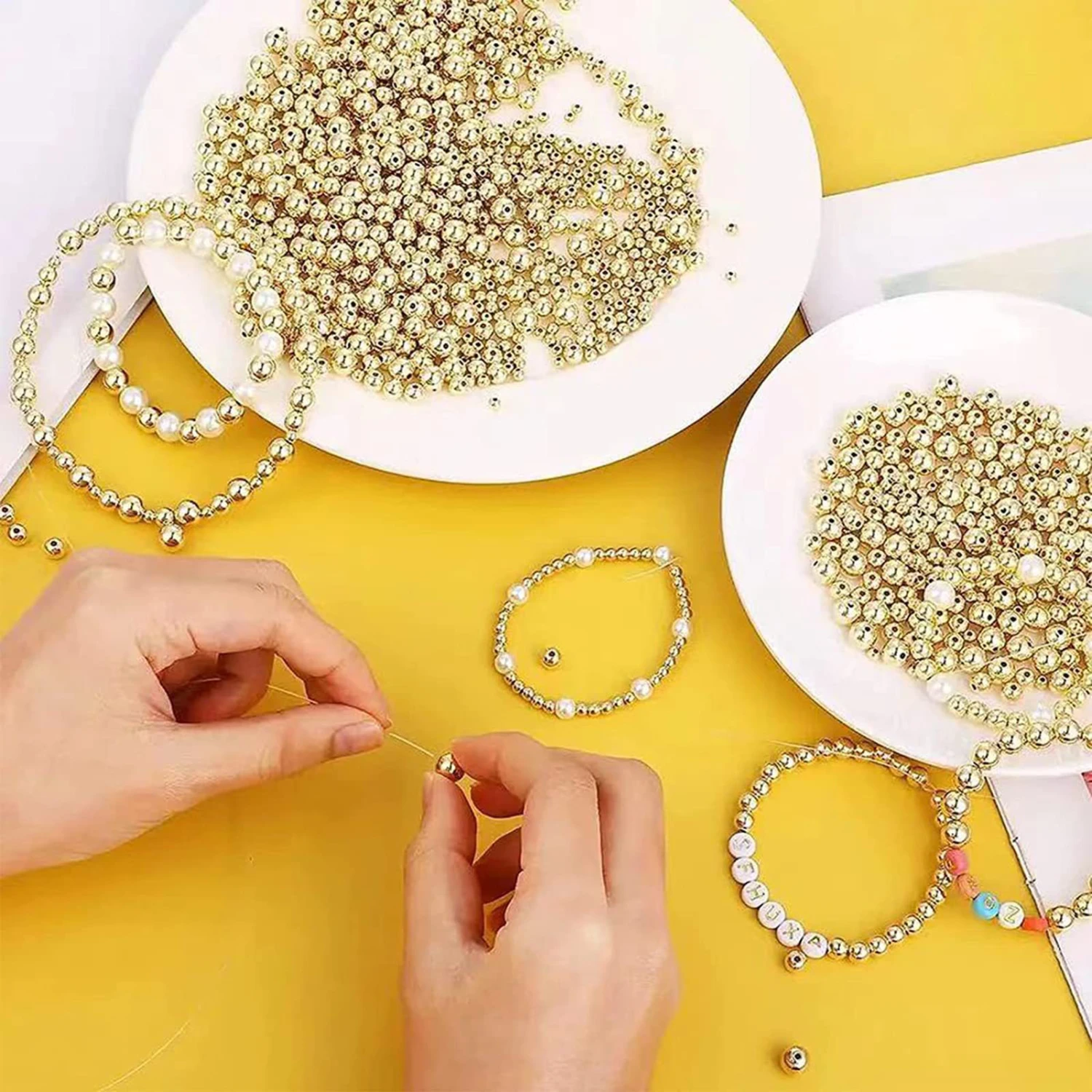 1 Set Bracelet Making Kit Smooth Wide Use Not Easy to Fade Multi-styles Easy-to-Use DIY with Hole Clay Beads Bracelet Making Kit Jewelry Accessories