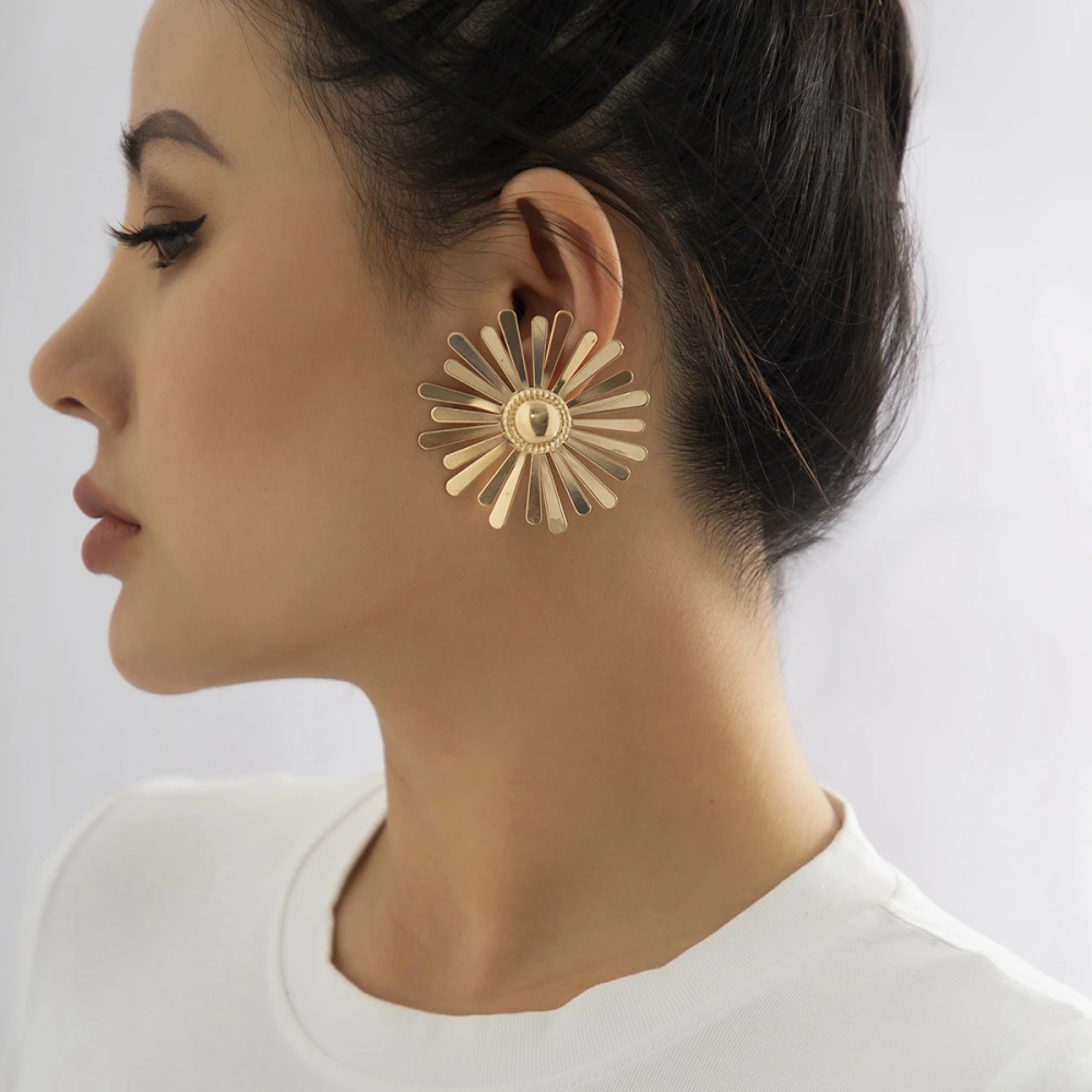 Cold Wind Exaggerated Glossy Metal Sunflower Stud Earrings