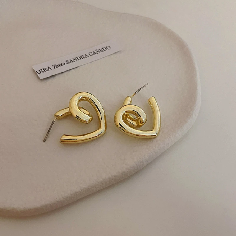 Fashion Personality Metal Heart Irregular Earrings