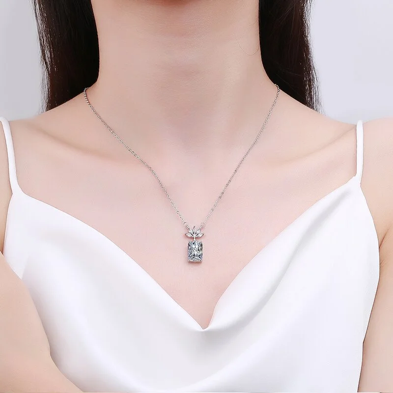 Fashion Luxury 5 Karat Square Diamond Necklace