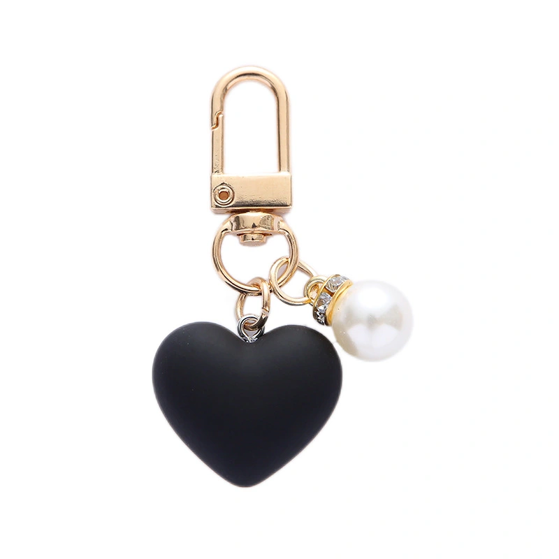 2pcs Stylish Heart Key Chain Fake Pearl Decorating Key Pendant Novelty Love Key Chain Ornament