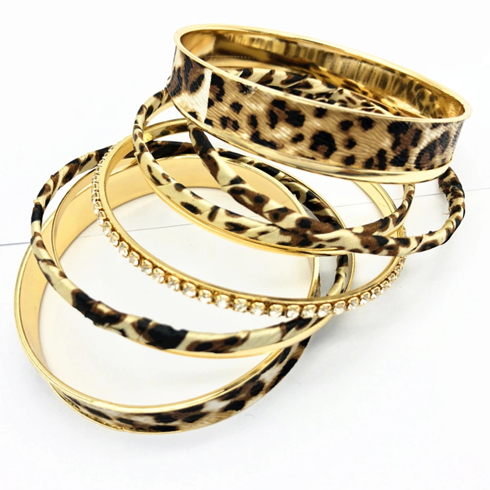 1Pc Fashion Leopard Pattern Bangle Multilayer Unique Bracelet Delicate Charming Wrist Jewelry for Women Ladies