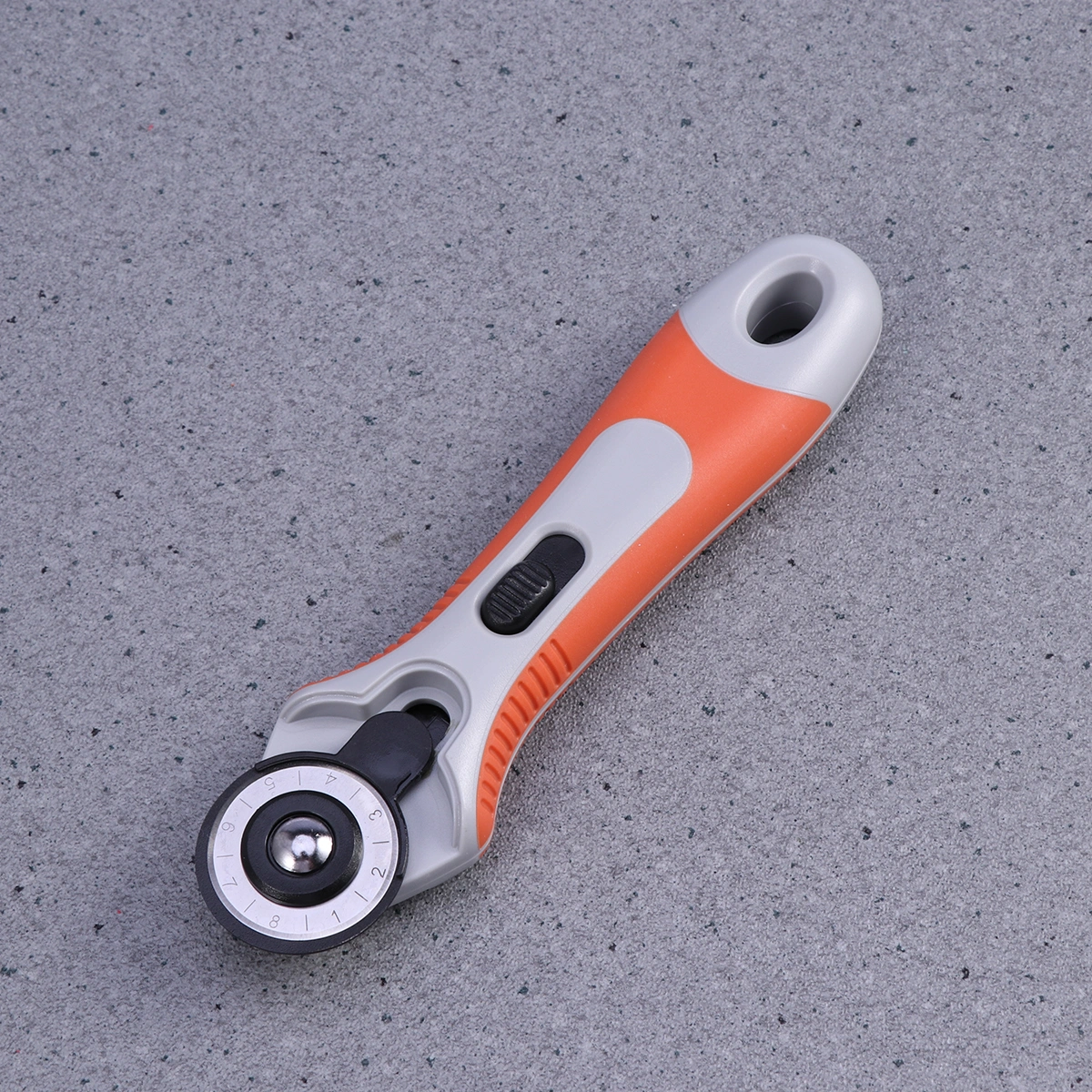 28mm Rotary Cutter with Cushion Grip