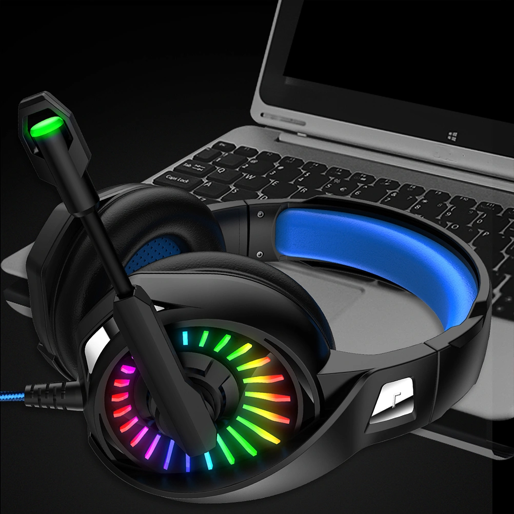 7.1 Bass Gaming Headset Gaming Lighting Headphones Portable Wired Headphones with Microphone (Black)