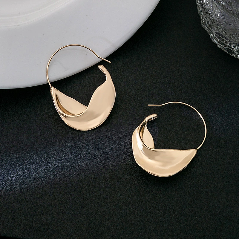 1 Pair Irregular Shaped Earrings Exaggerated Earrings Decorative Earrings Women Drop Earrings