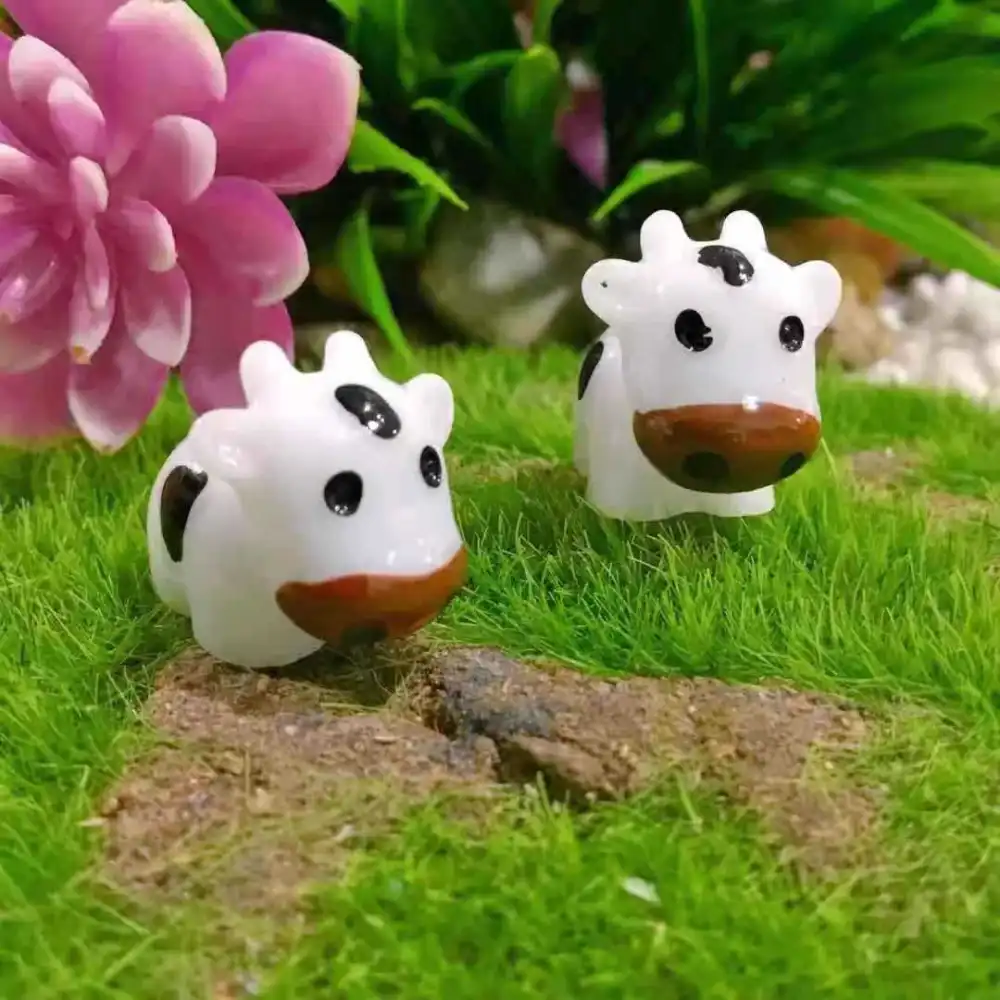 35pcs Mini Cow Animals Mini Garden Miniature Moss Landscape DIY Crafts Moss Ornament