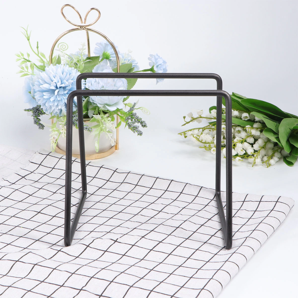 Pour Over Coffee Dripper Stand Metal Filter Cup Holder Reusable Coffee Filter Rack (Black)