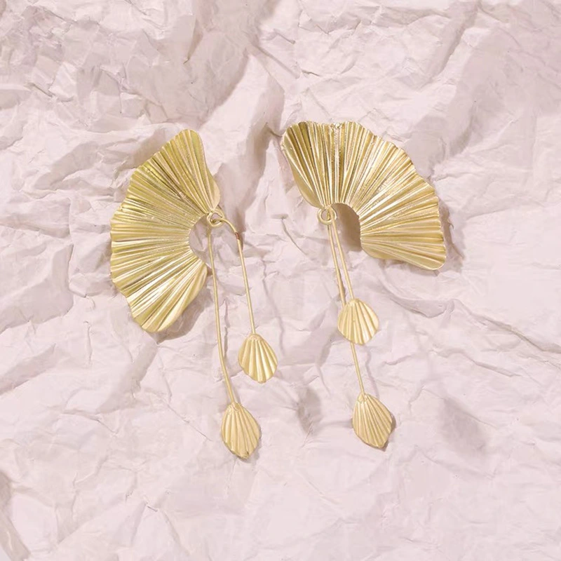 1 Pair Drop Earrings Fan-shaped Dangle Earrings Statement Earrings Women Ear Jewelries