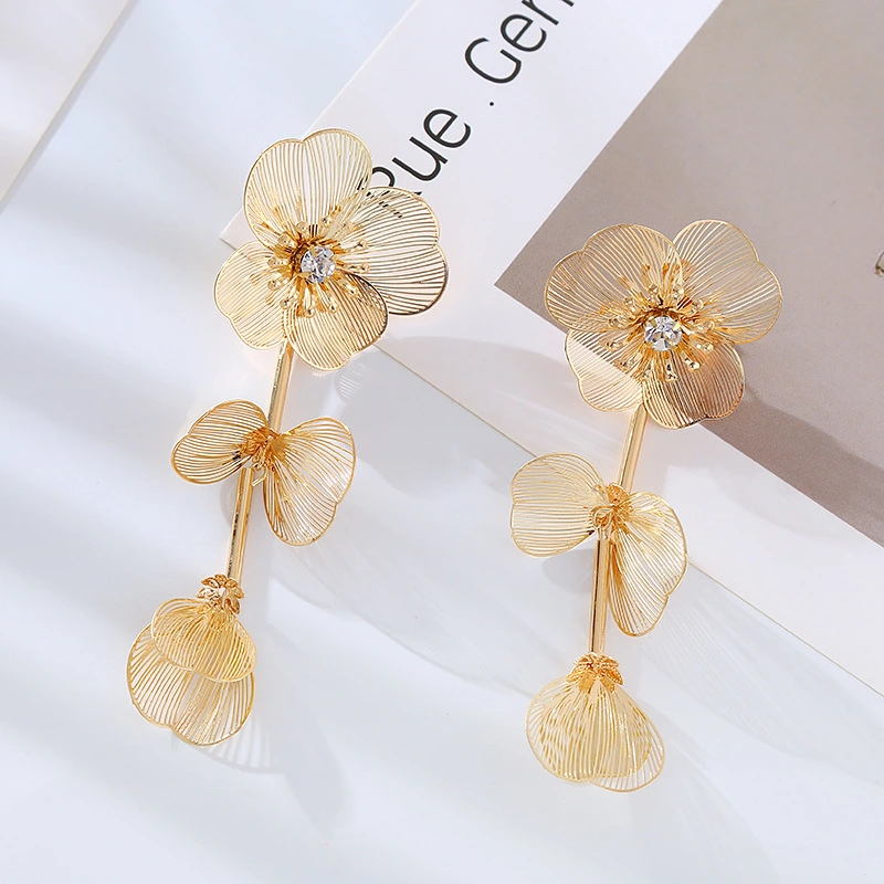 1 Pair Women Earrings Girls Drop Earrings Long Earrings Flower Dangle Earrings Ear Jewelries