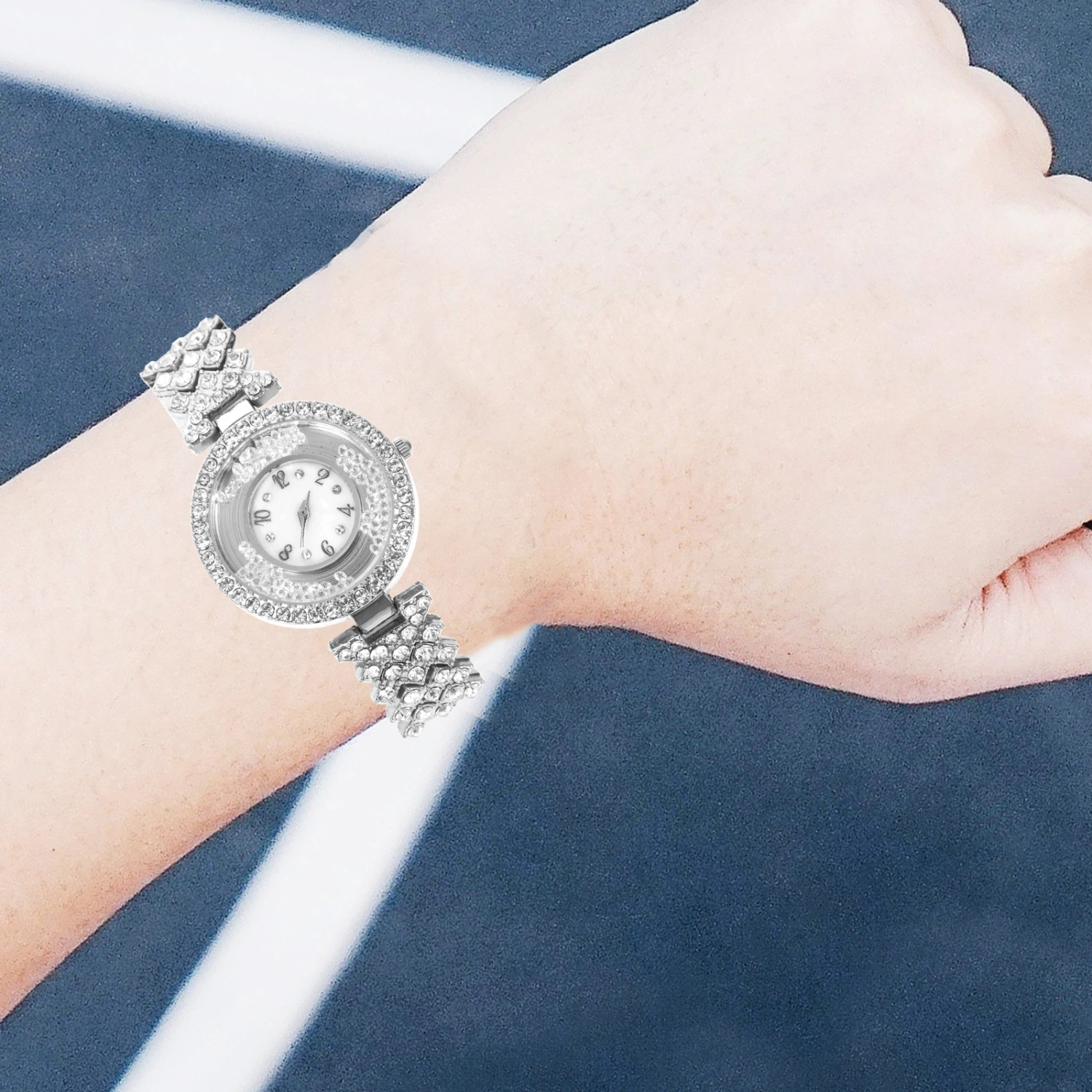 Women Dress Watch Full Rhinestone Women Watch Alloy Strap Watch Elegant Ladies Wristwatch