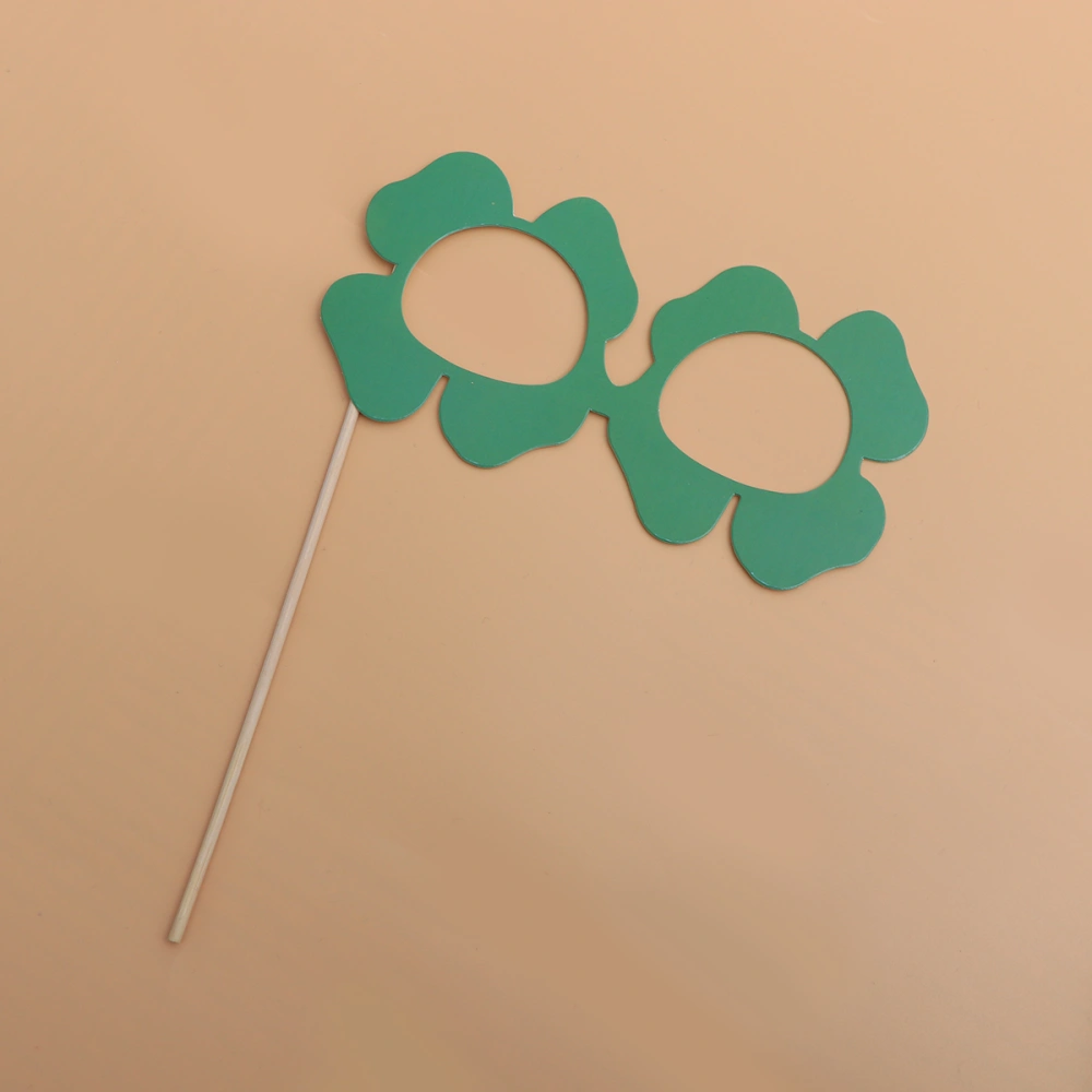 22Pcs St. Patrick's Photo Booth Props Day Photo Props Funny Creative Toy for Celebrating St. Patrick's Day Party