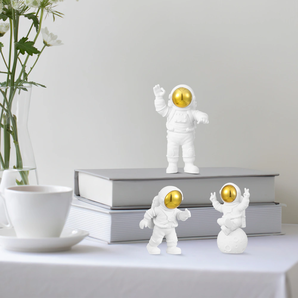 3 Pcs Astronaut Figures Spacemen Statues Space Themed Astronaut Figurine Sculptures Ornaments