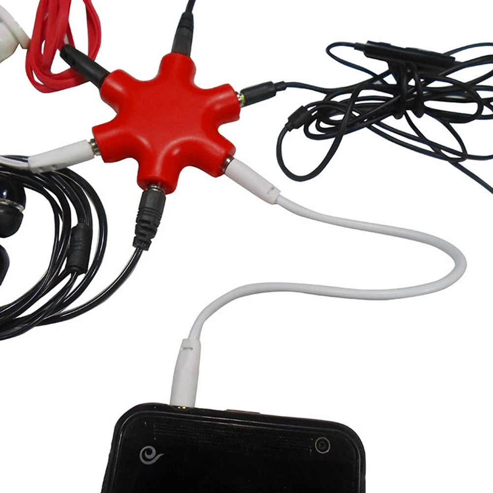 Snow Shape 6 Port 3.5mm Headset Universal Splitter Portable Keychain Earphone Splitter With Audio Signal Cable(Red)