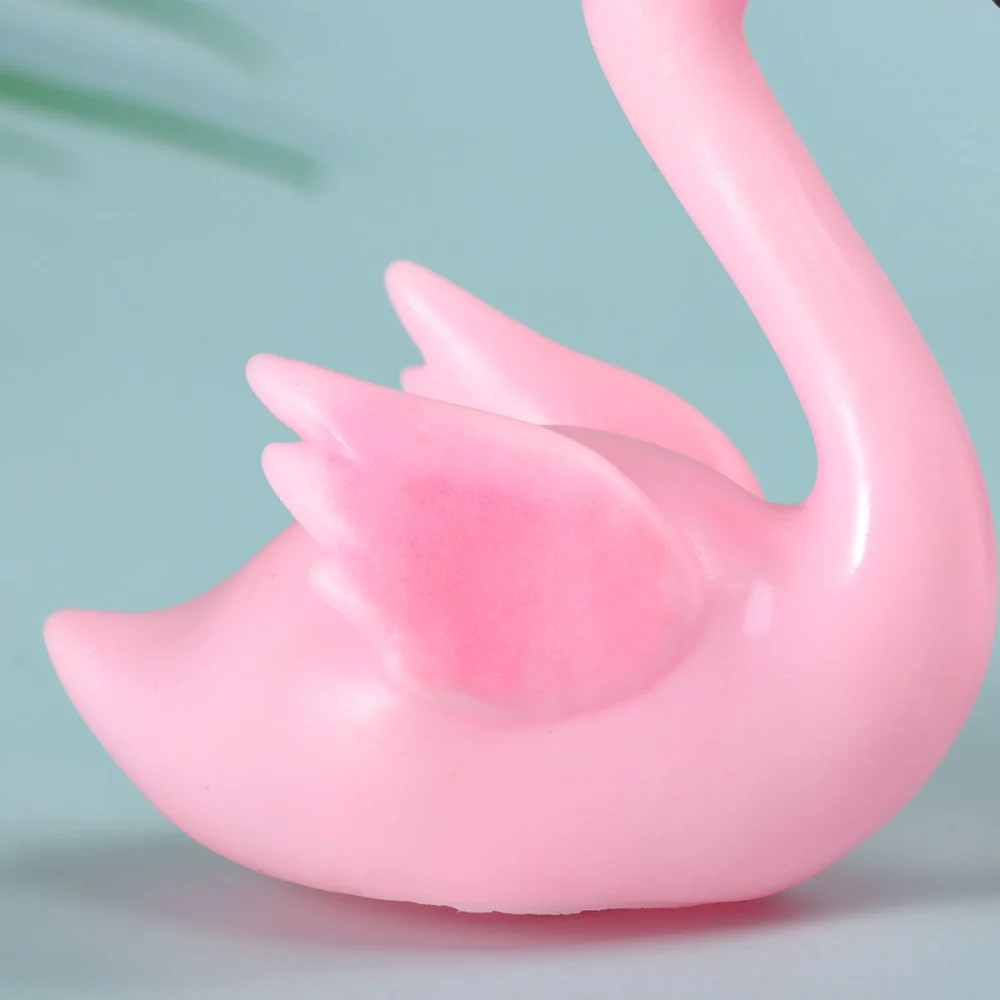 4Pcs Creative Adorable Flamingo Ornaments Exquisite Cake Baking Decoration Lovely Cartoon Vinyl Crafts Adornments