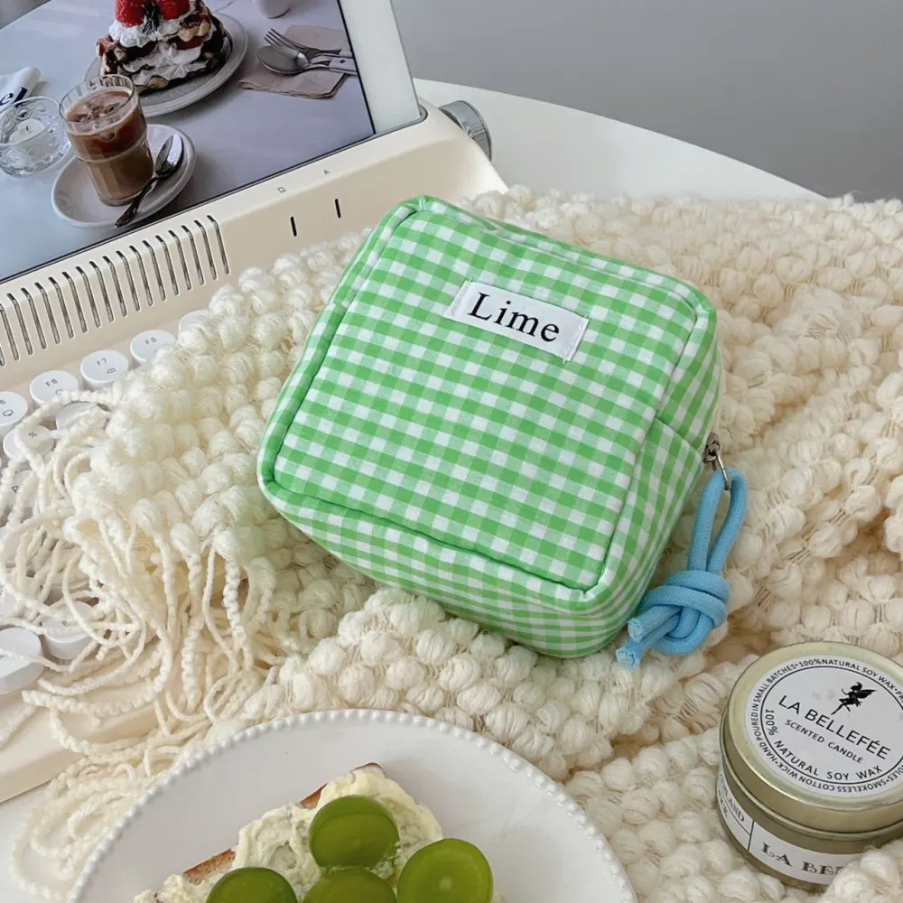 Women Period Bag Sanitary Napkin Bag Adorable Tampon Bag Portable Period Bag Napkin Storage Bag