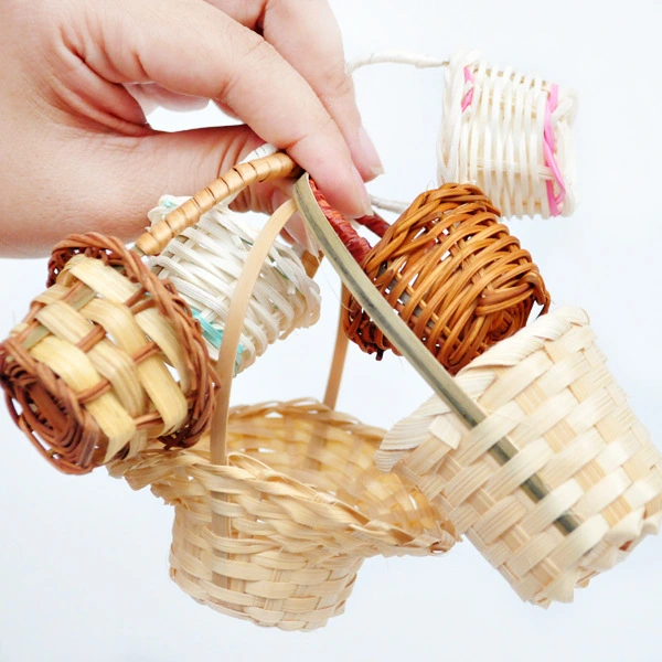 2 pcs Mini Hand Woven Basket Rattan Woven Basket Miniature Basket Photo Prop Mini Flower Basket