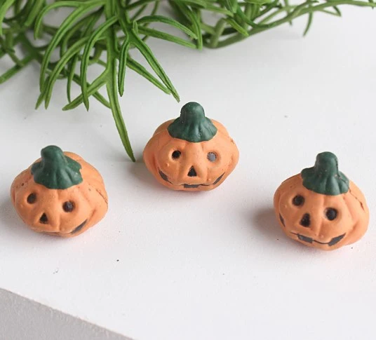 30Pcs Pumpkin Figurine Micro Landscape Decoration Pumpkin Figurine Mini Garden Ornament