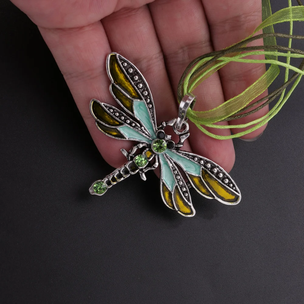 Fashion Dragonfly Necklace Rhinestone Drip Oil Sweater Chain Pendant Long Style Supplies for Women DIY Jewelry (Green)