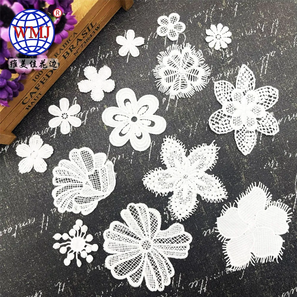 30Pcs Decorative Flower Shaped Patches Handcraft Supplies Delicate Coat Patch Decors