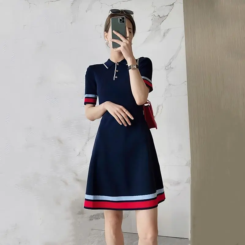 French Style Platycodon Grandiflorum Contrast Color Knitted Ice Silk Dress