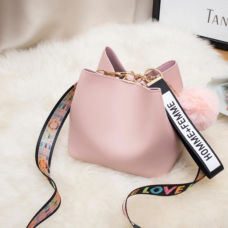 Female Bucket Bag, Fuzzy Ball Single-Shoulder Bag Crossbody Bag