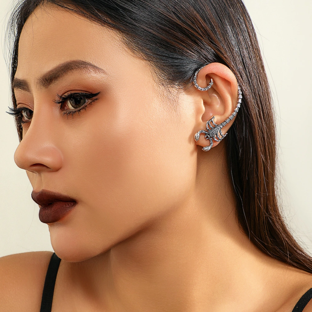 Dark Outline Scorpion Curved Stud Earrings Hip Hop Cool